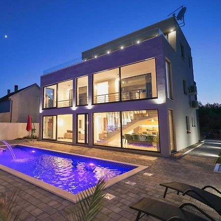 Rhapsody In Green - Luxury Villa In Zadar Crno Екстериор снимка