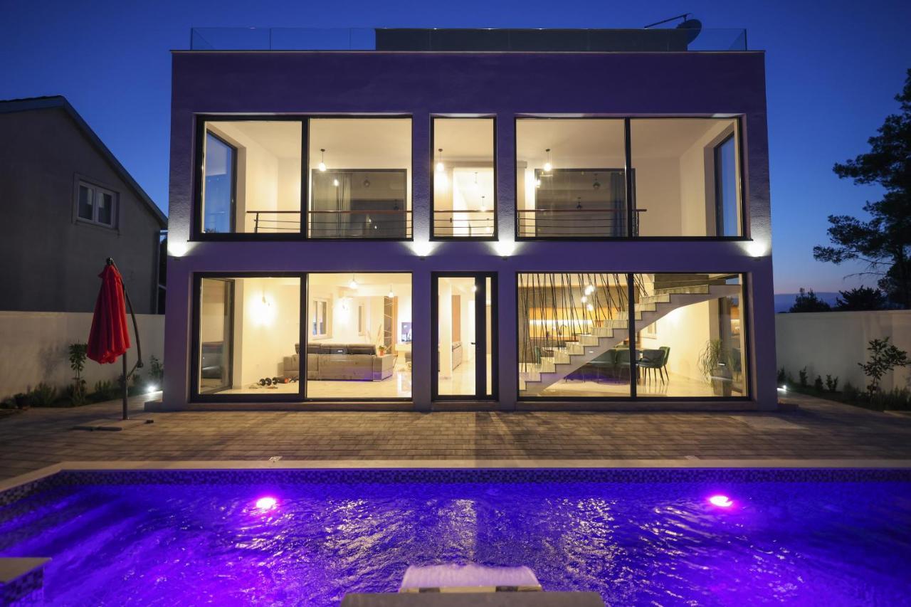 Rhapsody In Green - Luxury Villa In Zadar Crno Екстериор снимка